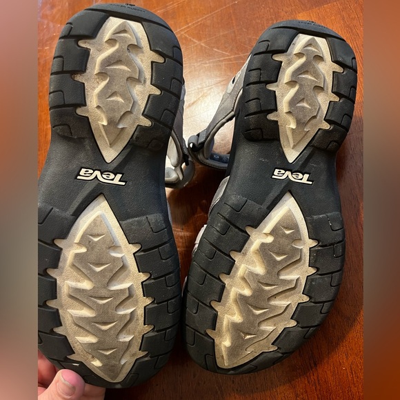 TEVA Tirra Sport Sandals (size 6.5) - Picture 9 of 10